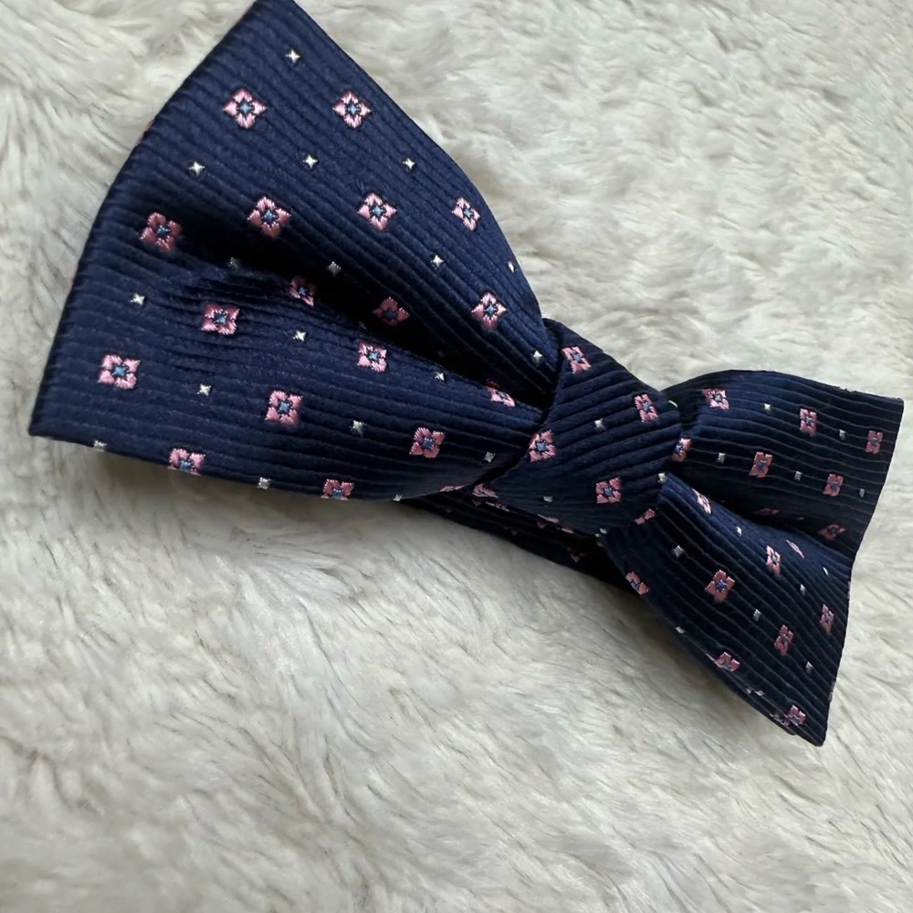 Nordstrom kids Dark Blue Bow Tie with Pink Accents